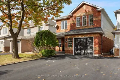 Detached in Pickering