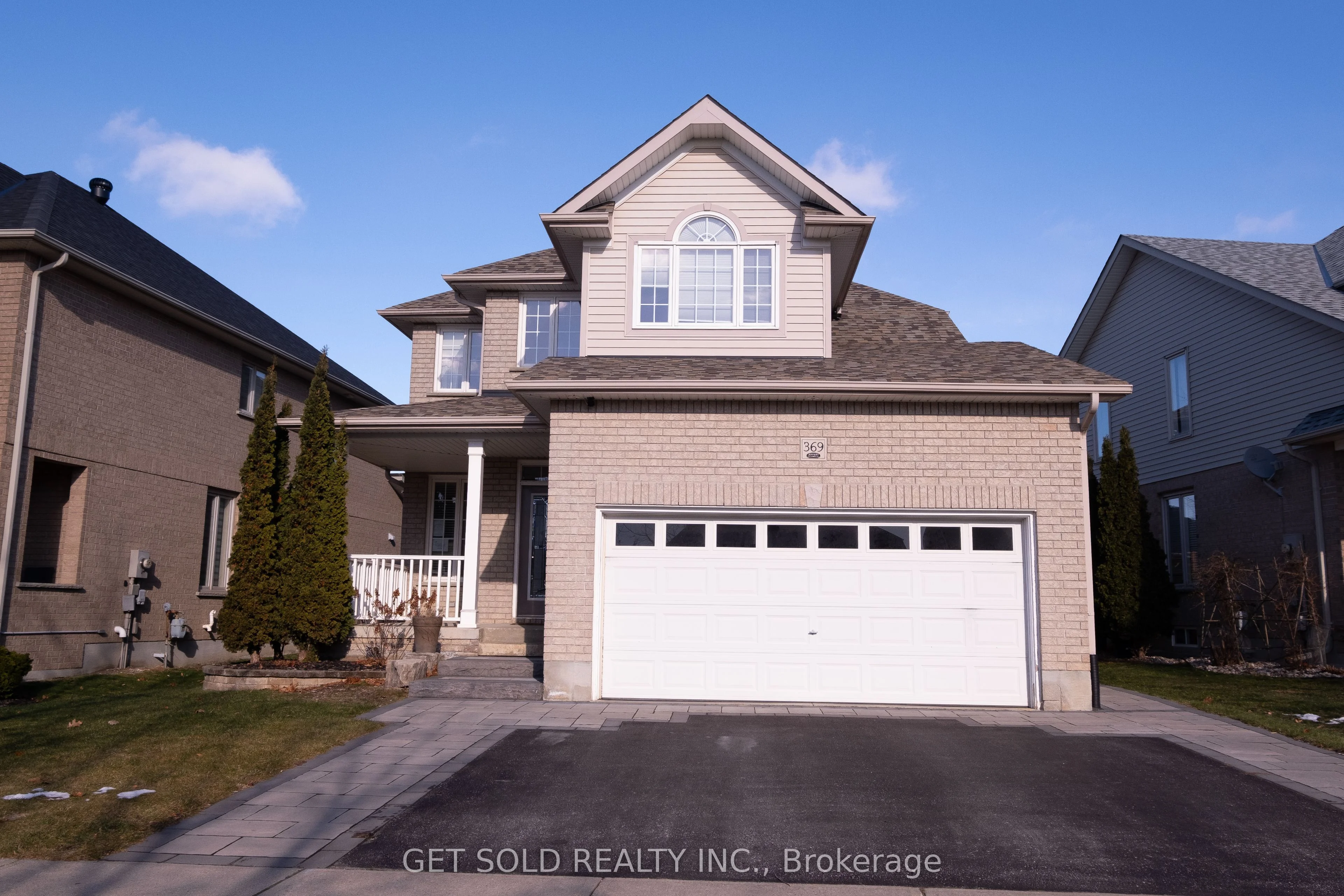 Detached in Oshawa