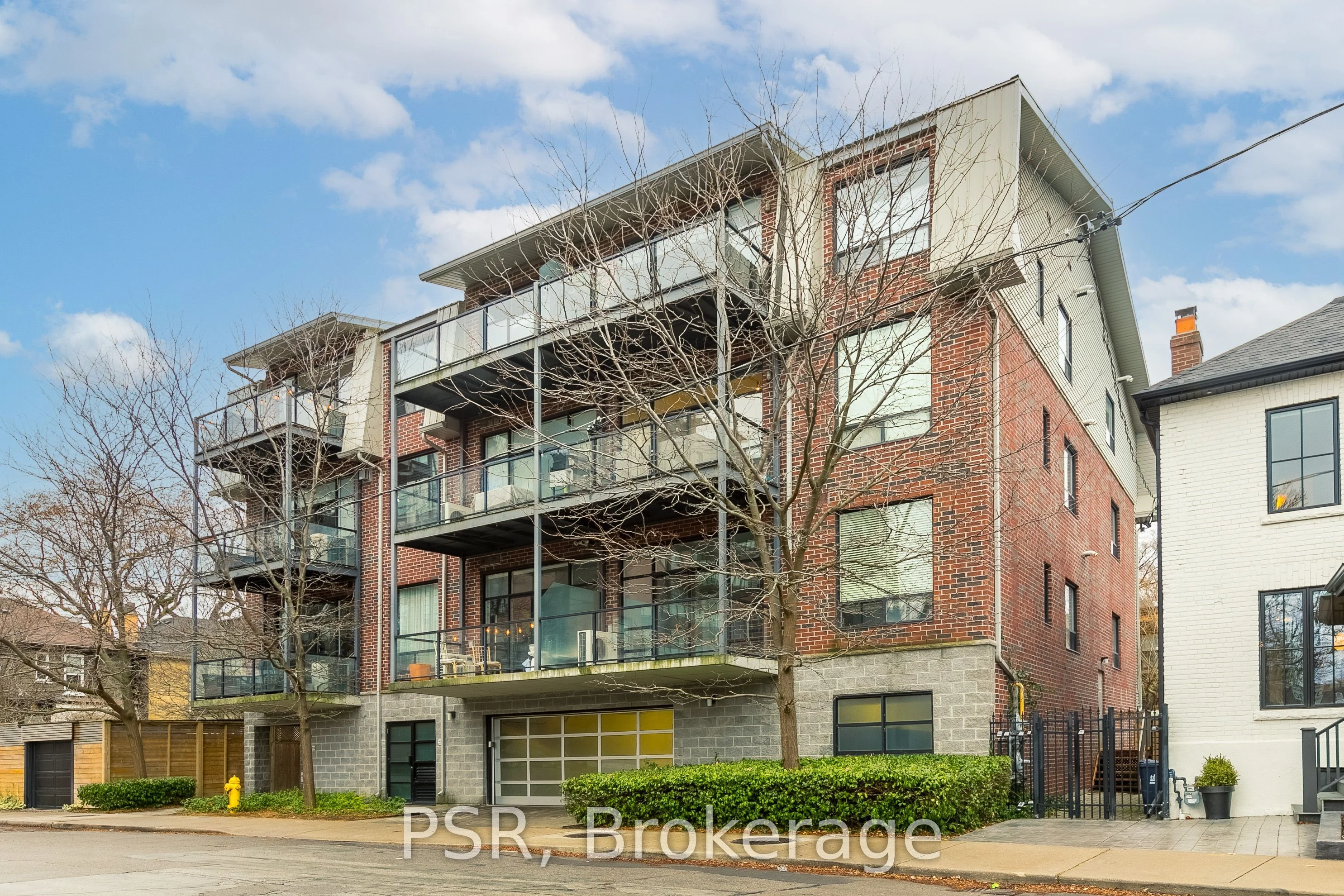 Condo Apartment in Toronto