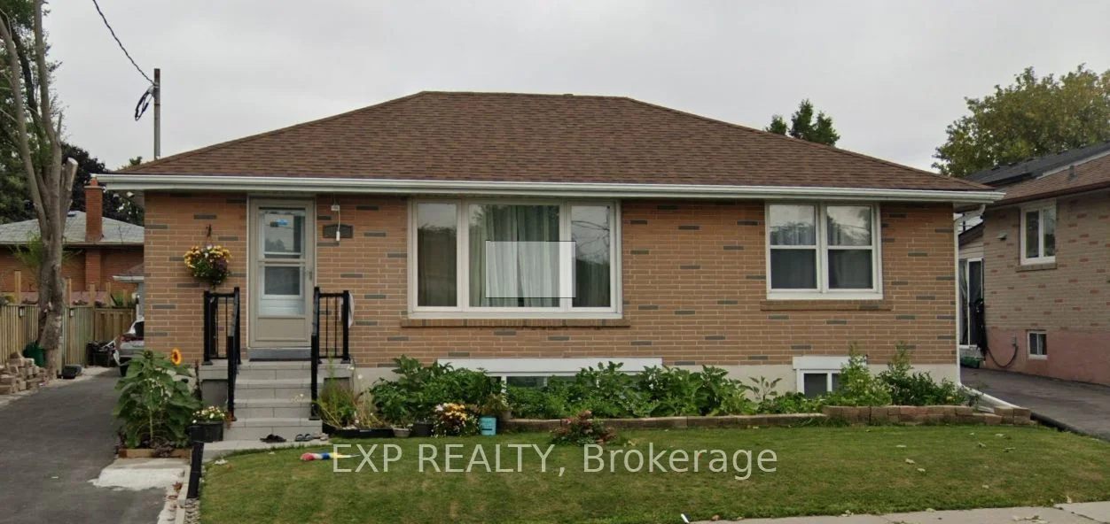 Detached in Oshawa