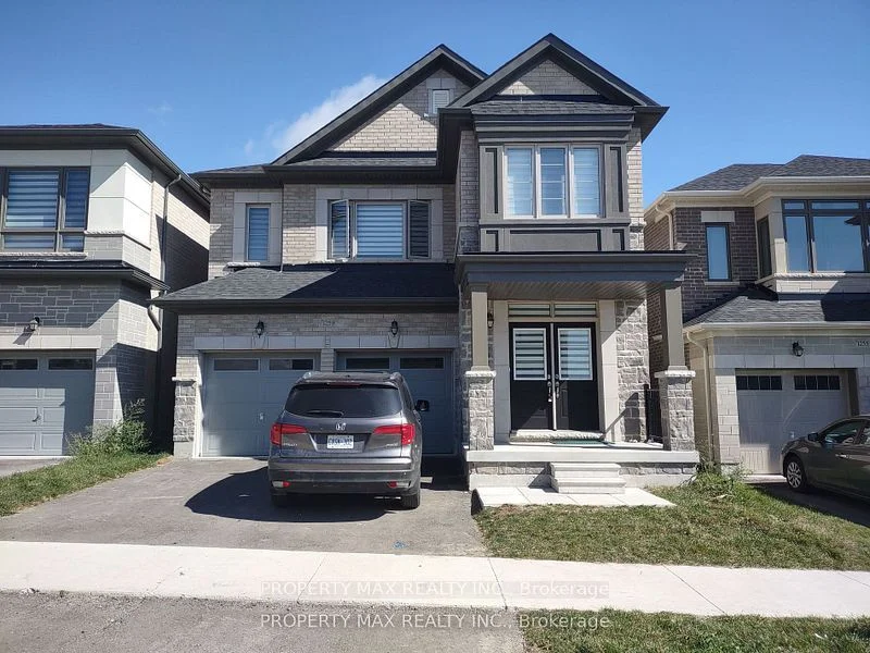 Detached in Oshawa