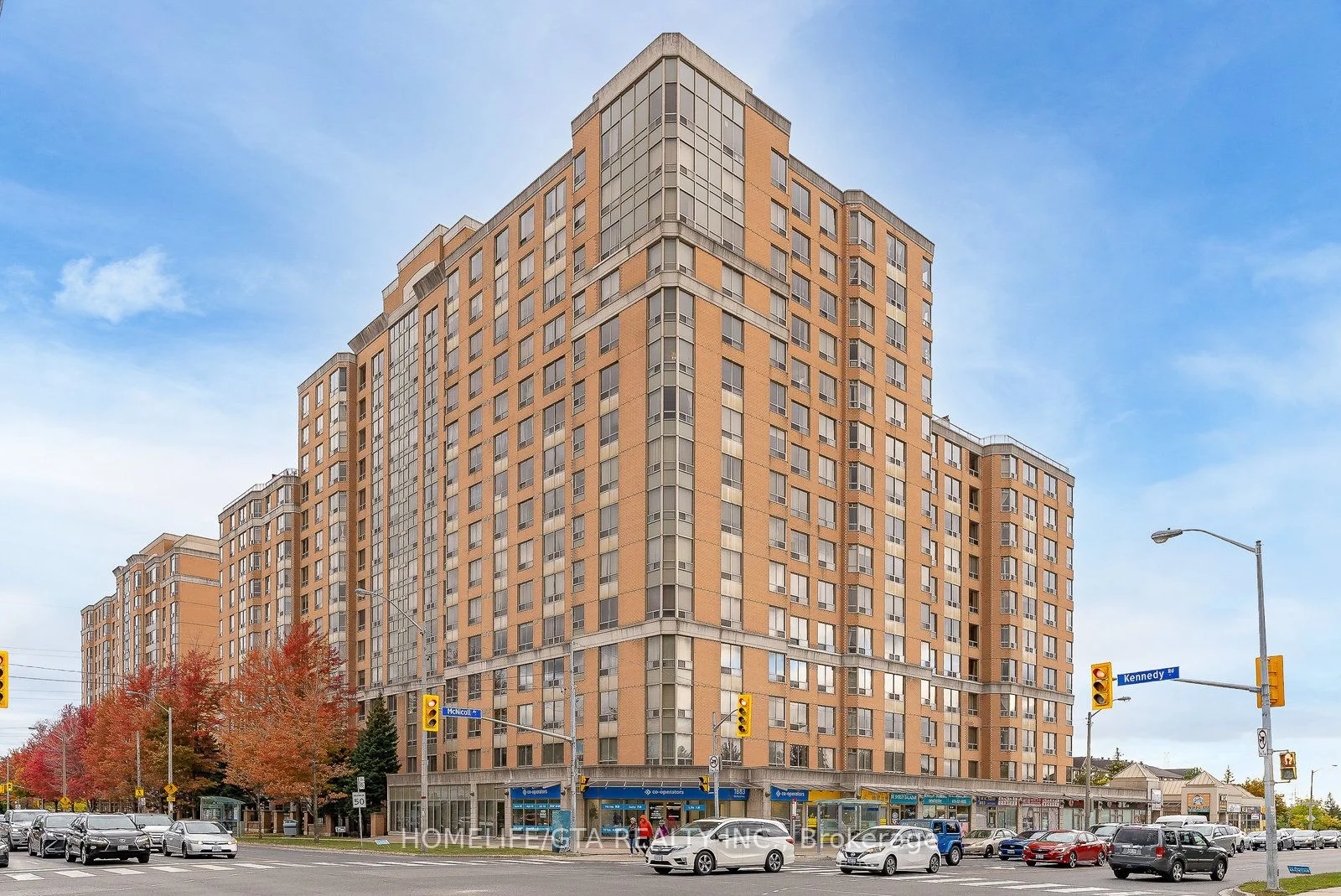 Condo Apartment in Toronto