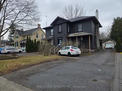 302 Byron Street N, Whitby, On L1n 4n3