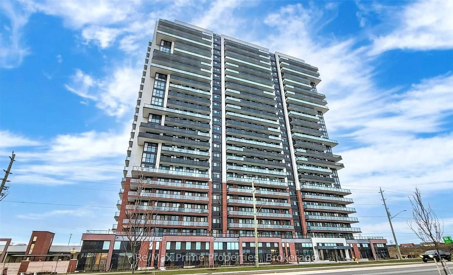 2545 Simcoe Street 721, Oshawa, On L1h 7k4