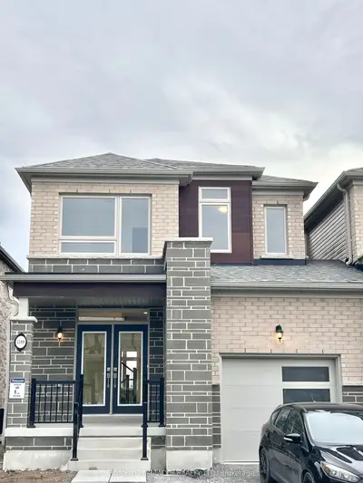 Att/Row/Townhouse in Oshawa