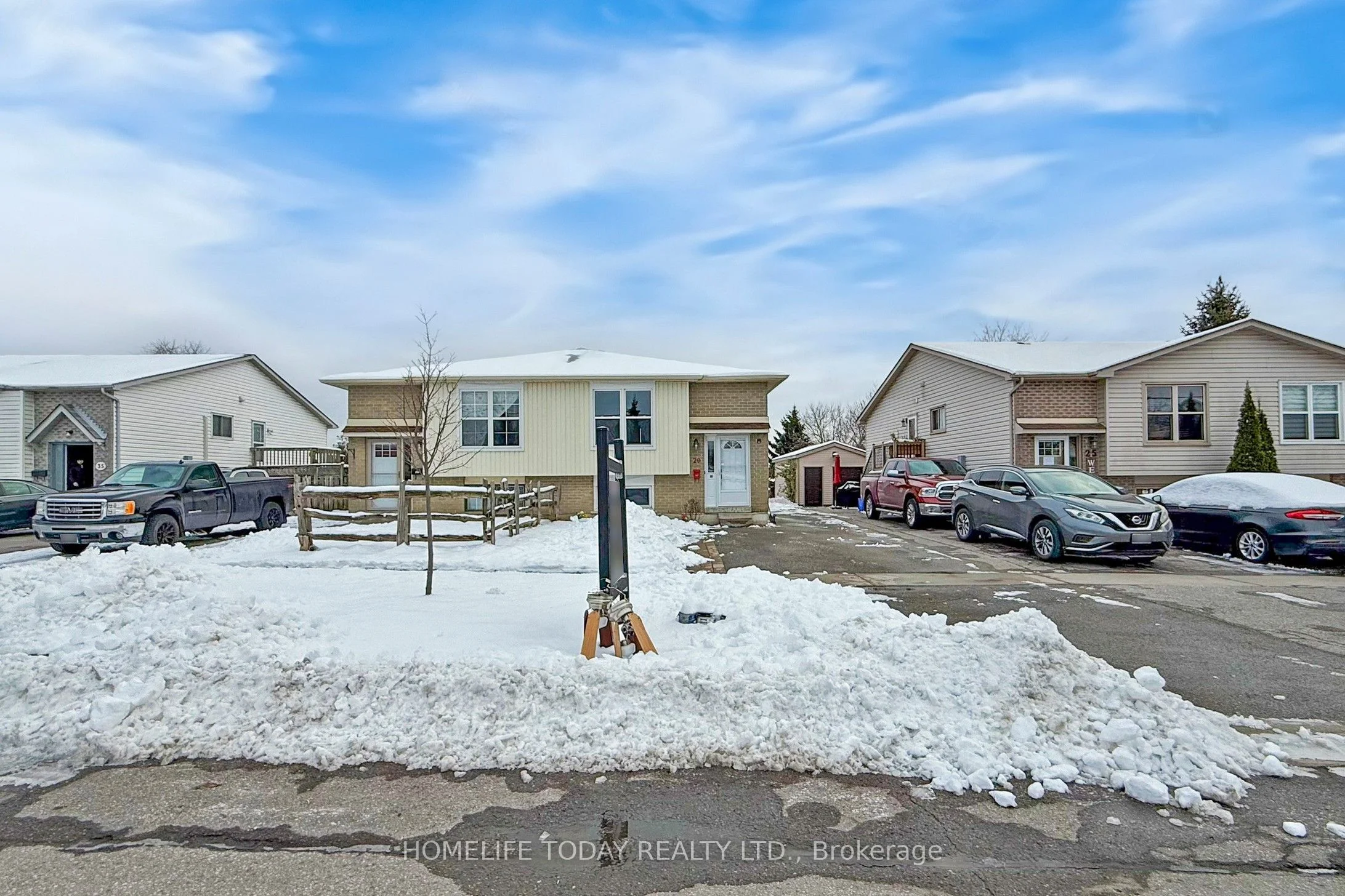 Semi-Detached in Oshawa