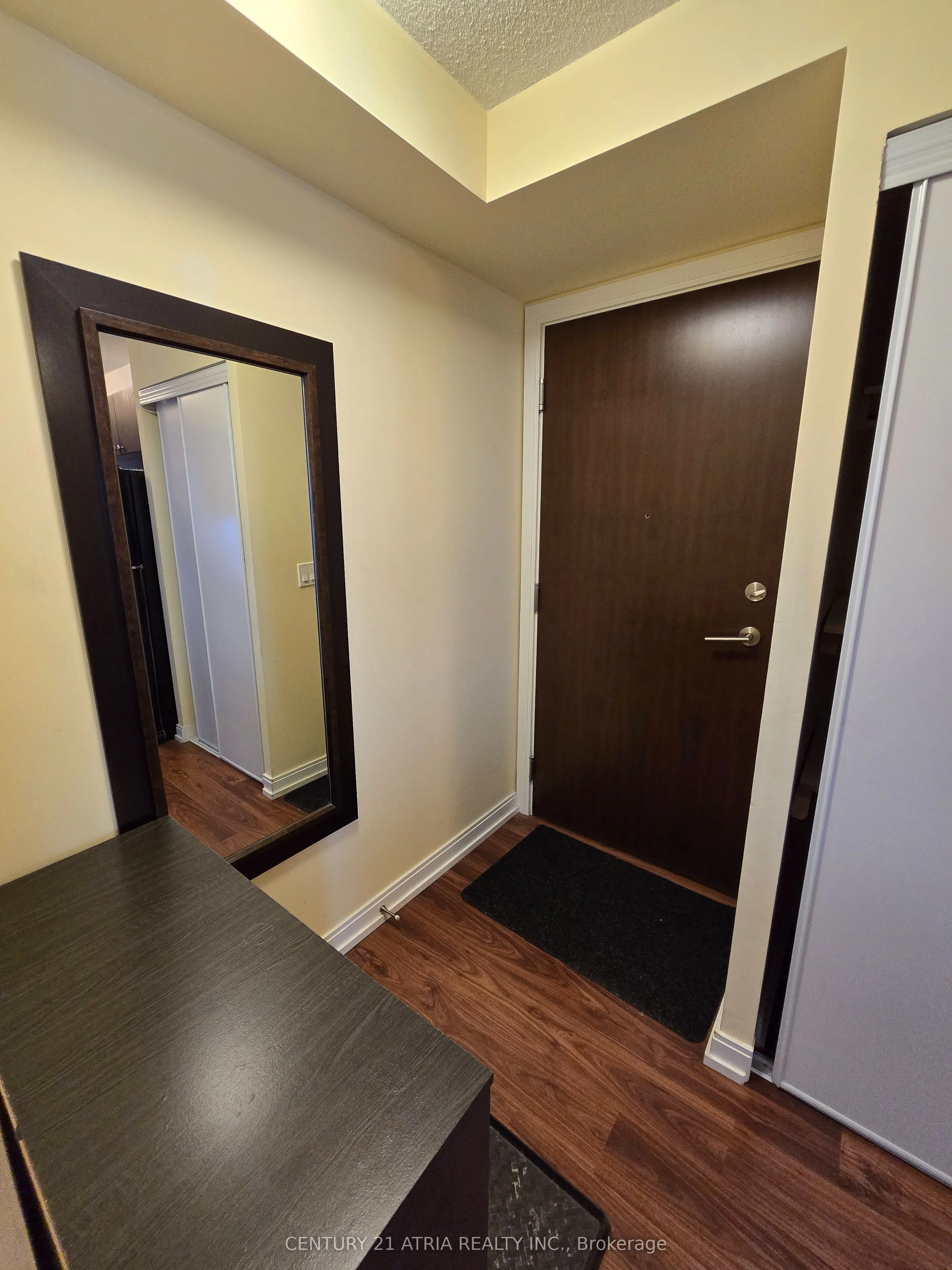 181 Village Green Square 2620, Toronto E07, On M1s 0l3