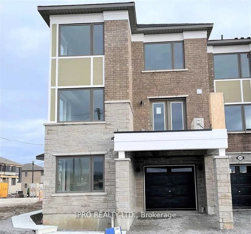 Att/Row/Townhouse in Pickering