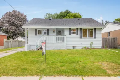 Detached in Oshawa