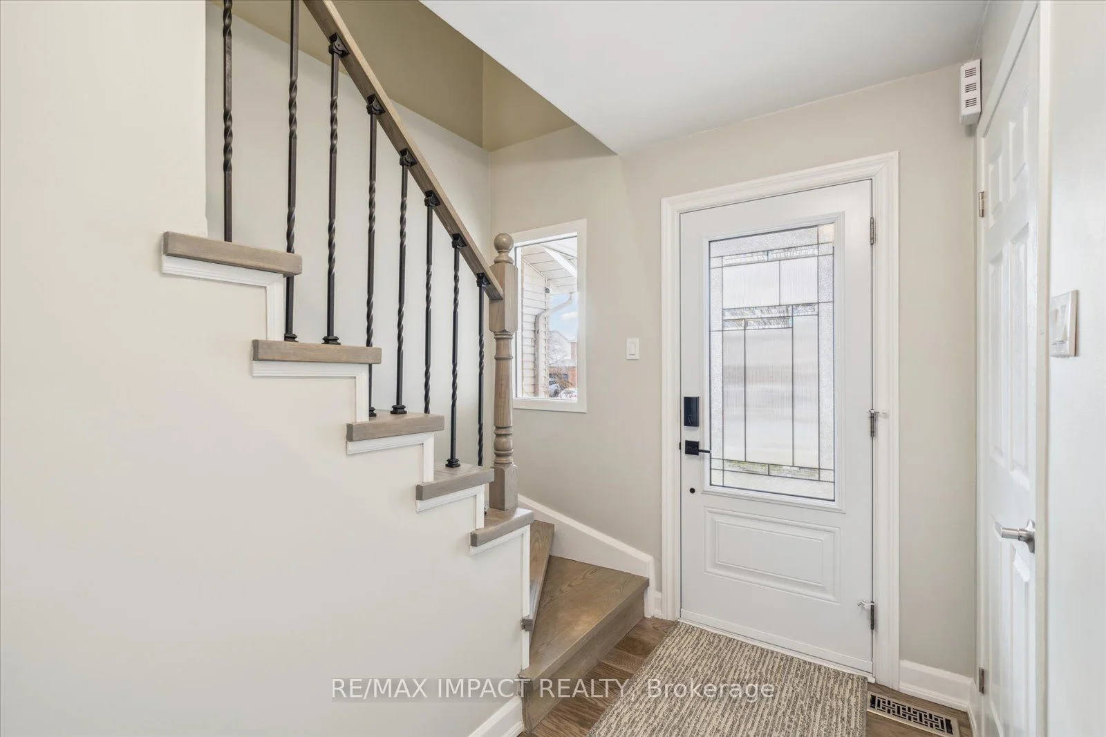 532 Cobblehill Drive, Oshawa, ON L1K 1Y8