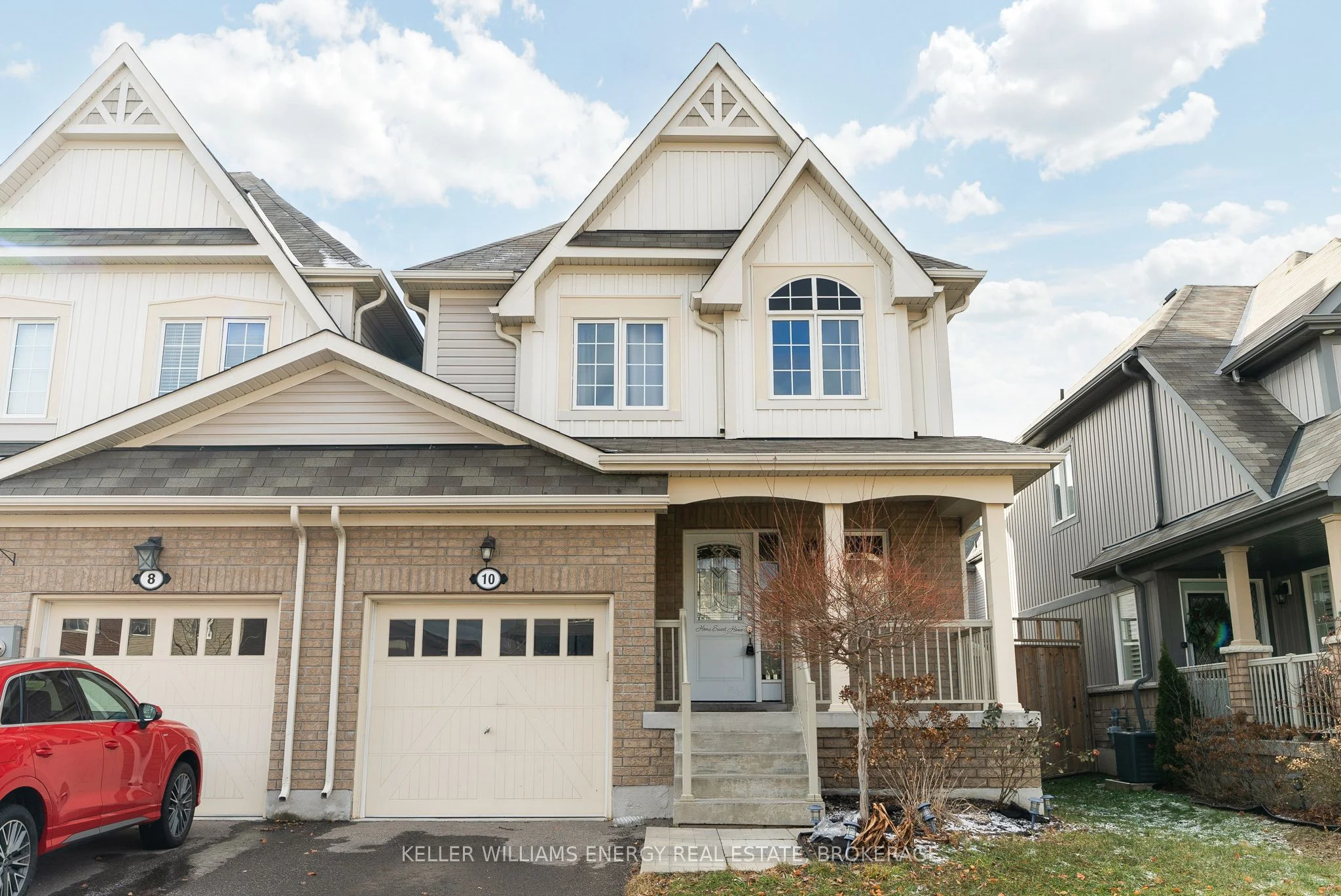Att/Row/Townhouse in Clarington