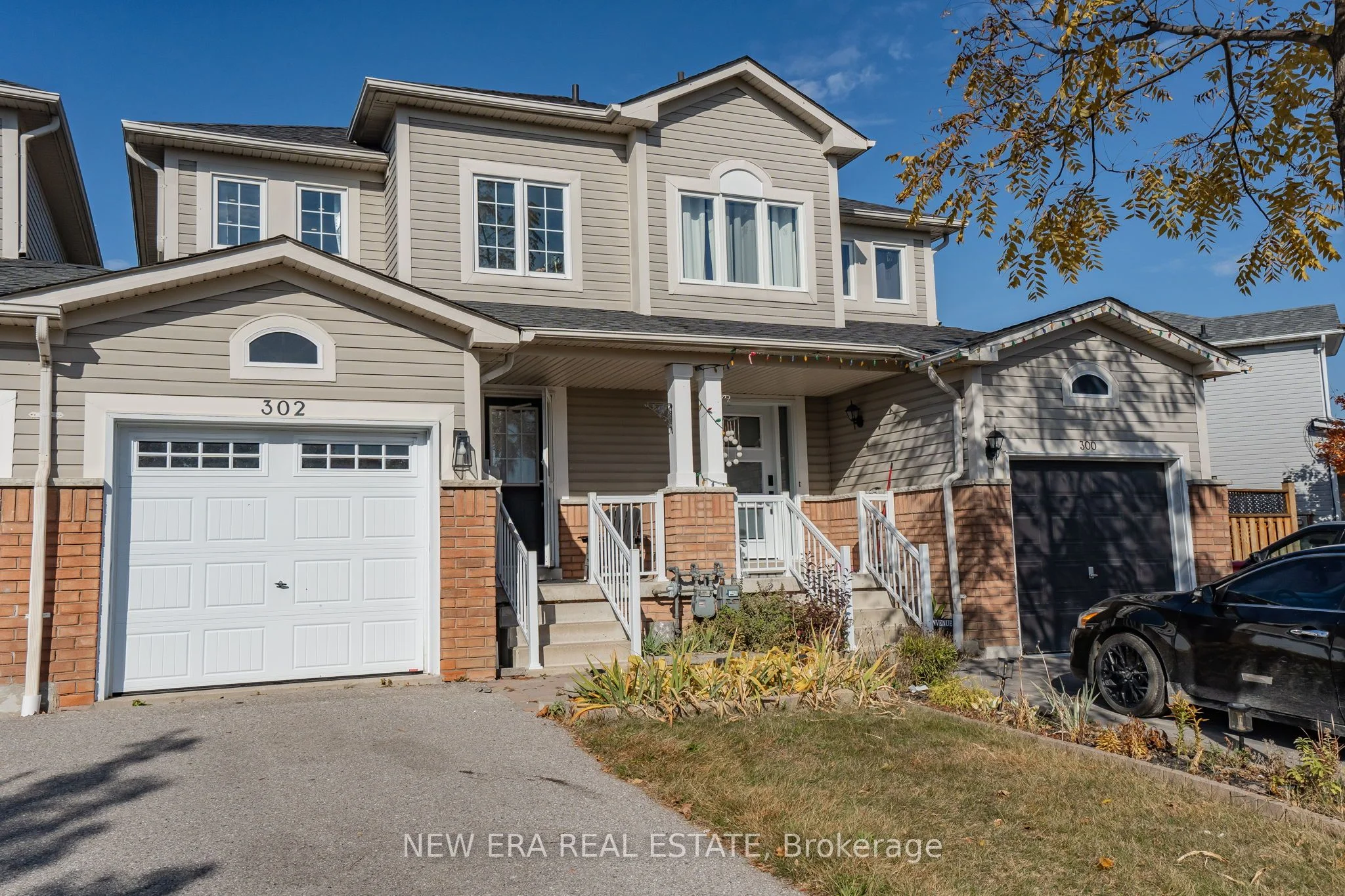 Att/Row/Townhouse in Clarington