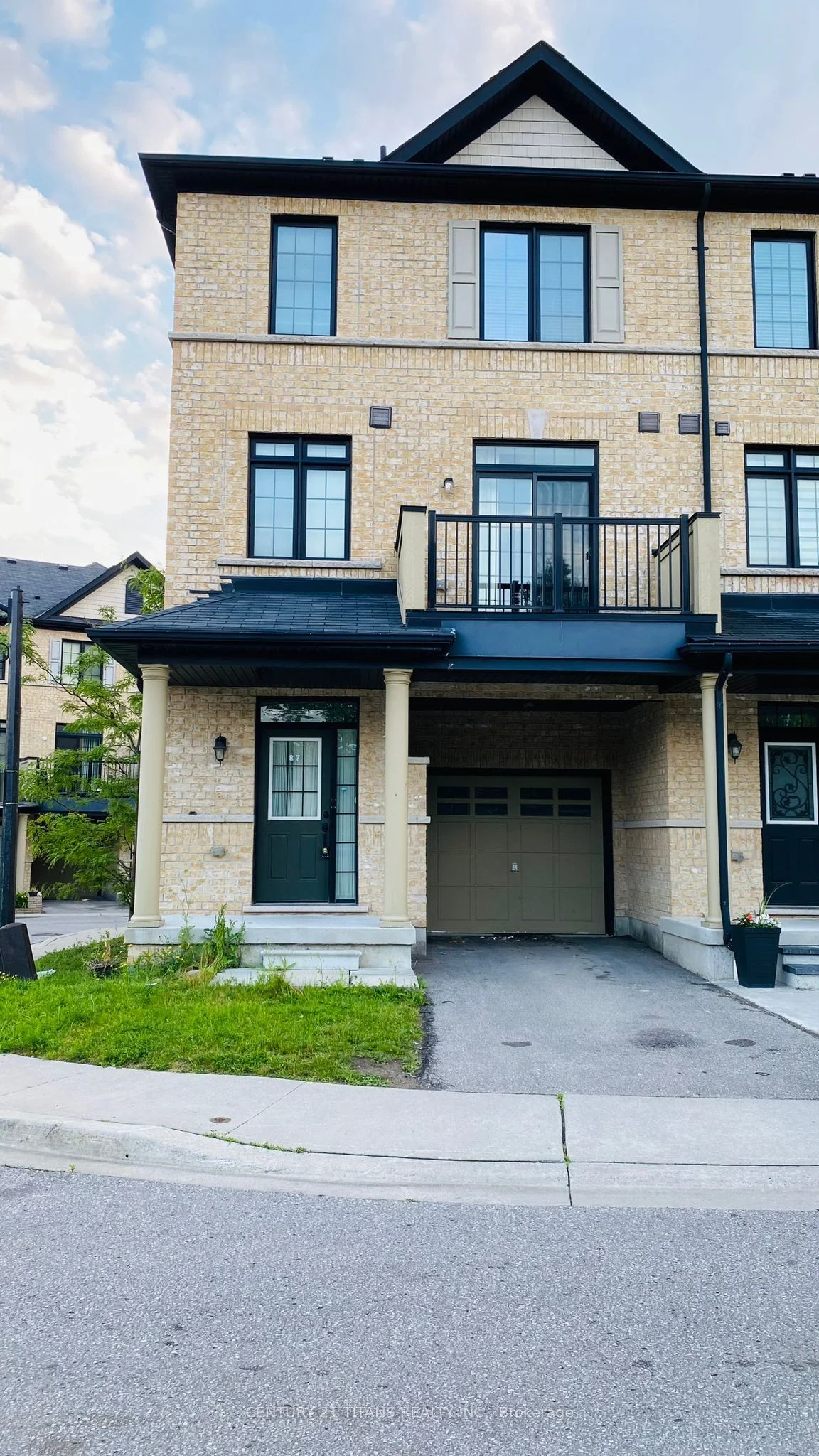 87 Quarrie Lane, Ajax, ON L1T 0N1