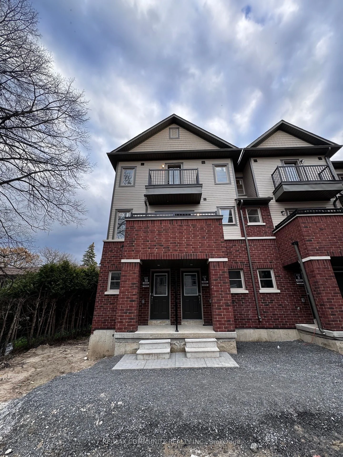47 Petley Street, Clarington, On L1e 0g9