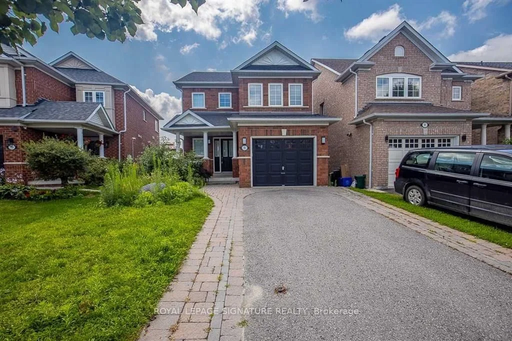 11 Arlston Court, Whitby, On L1r 3c2