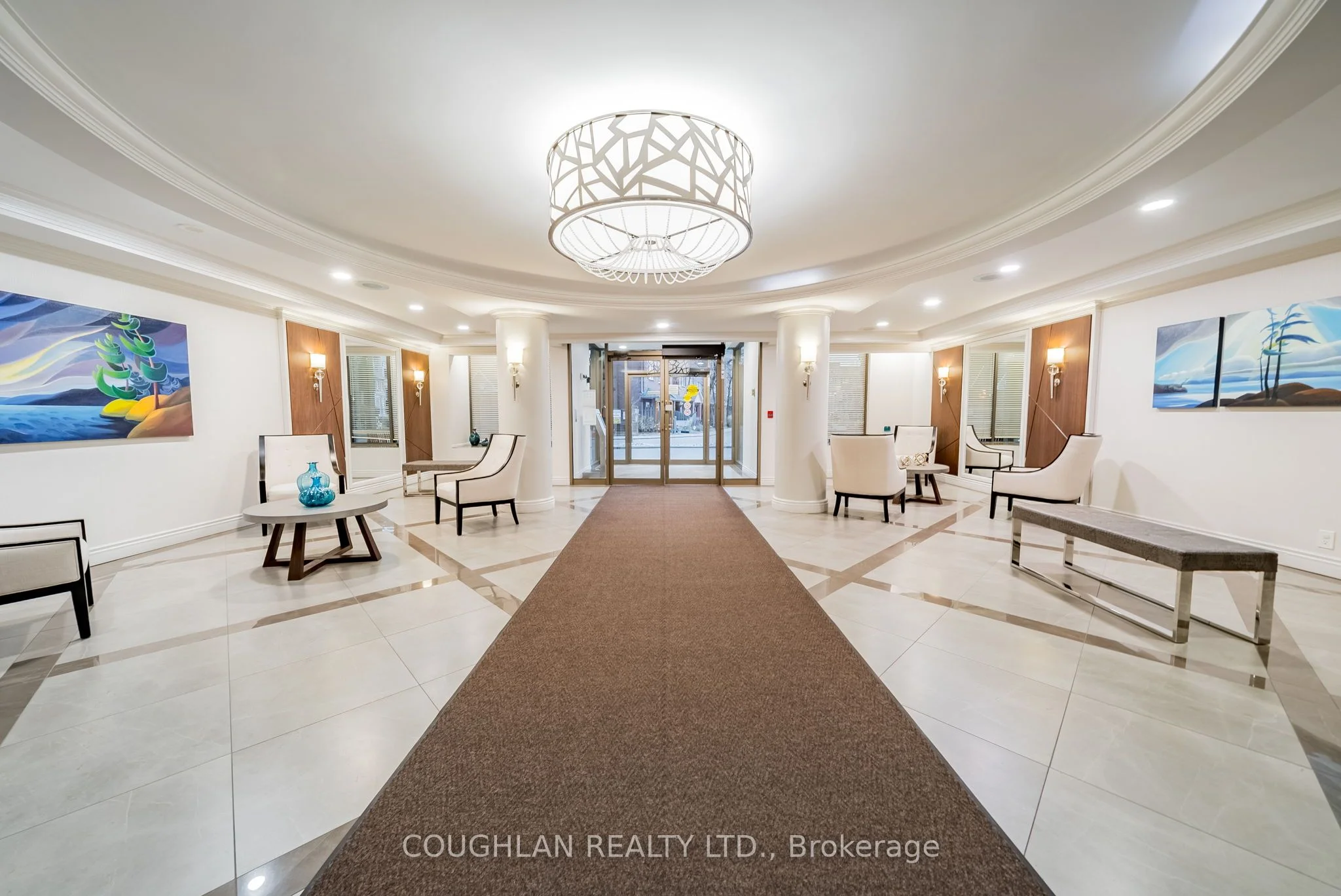 Condo Apartment in Pickering