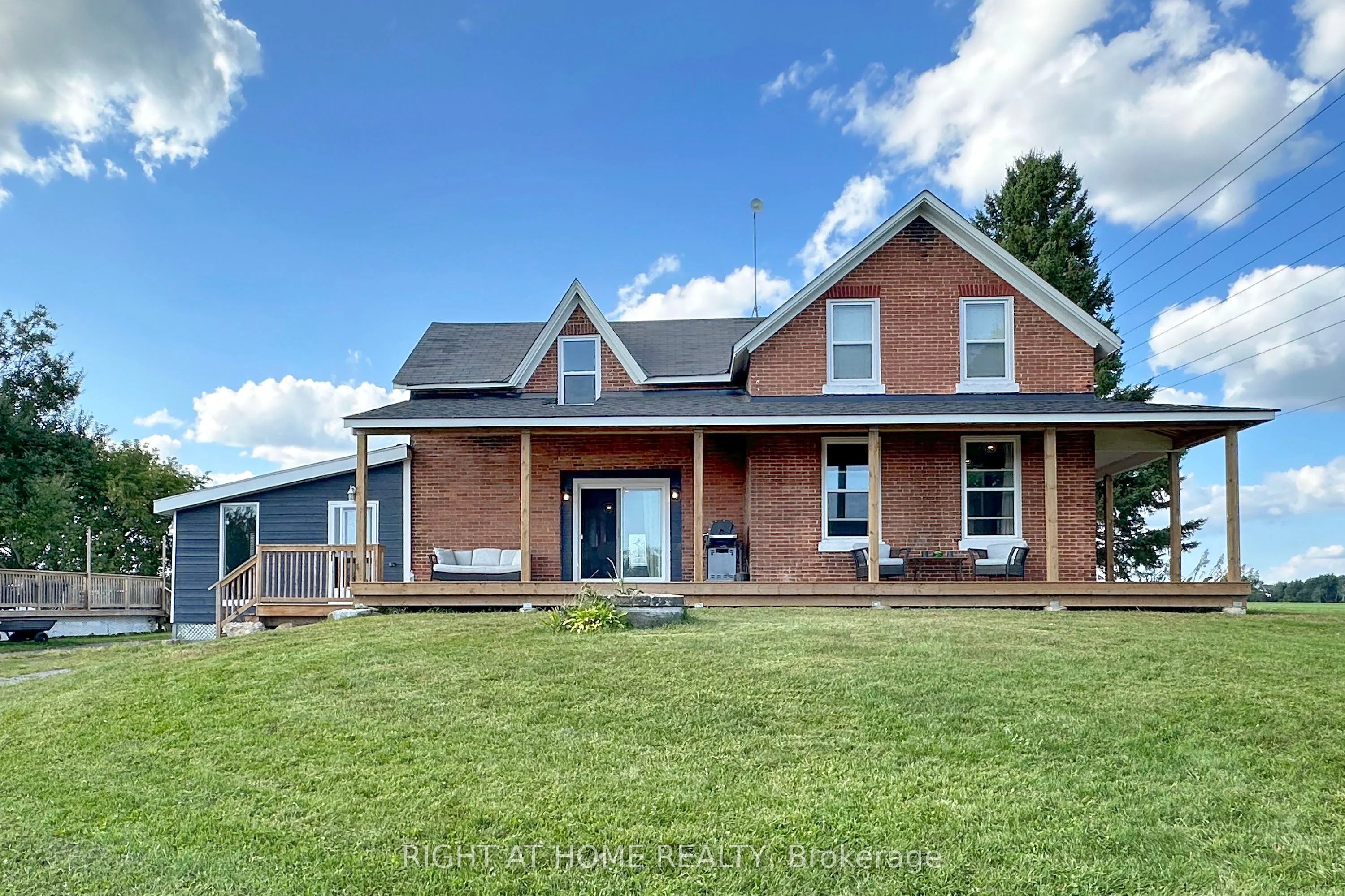 Detached in Clarington