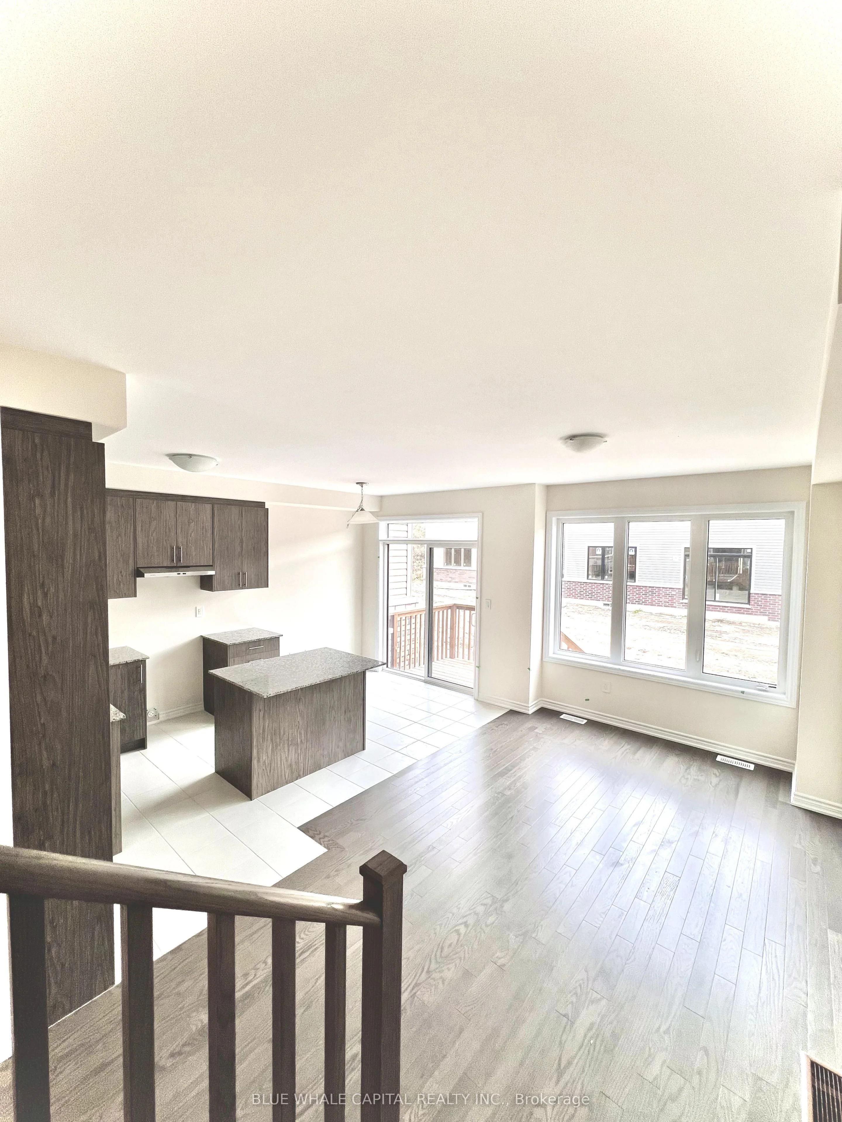 687 Ribstone Court, Oshawa, ON L1K 0E2