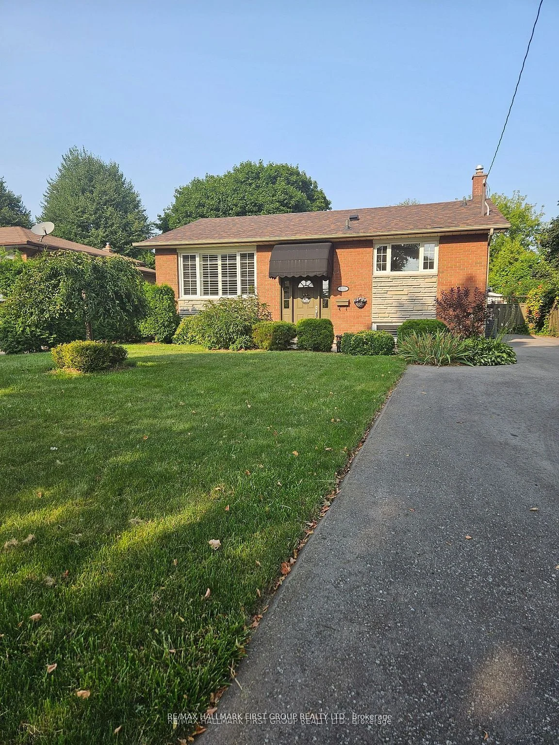 Detached in Oshawa