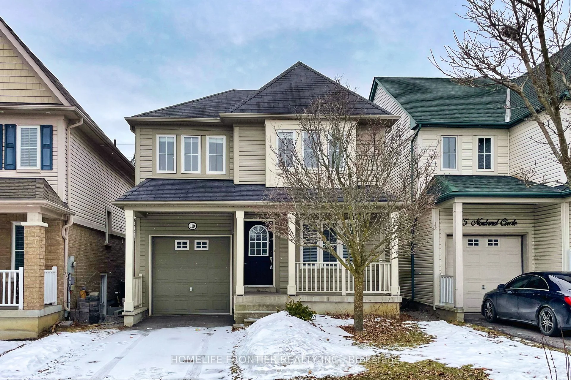 Detached in Oshawa