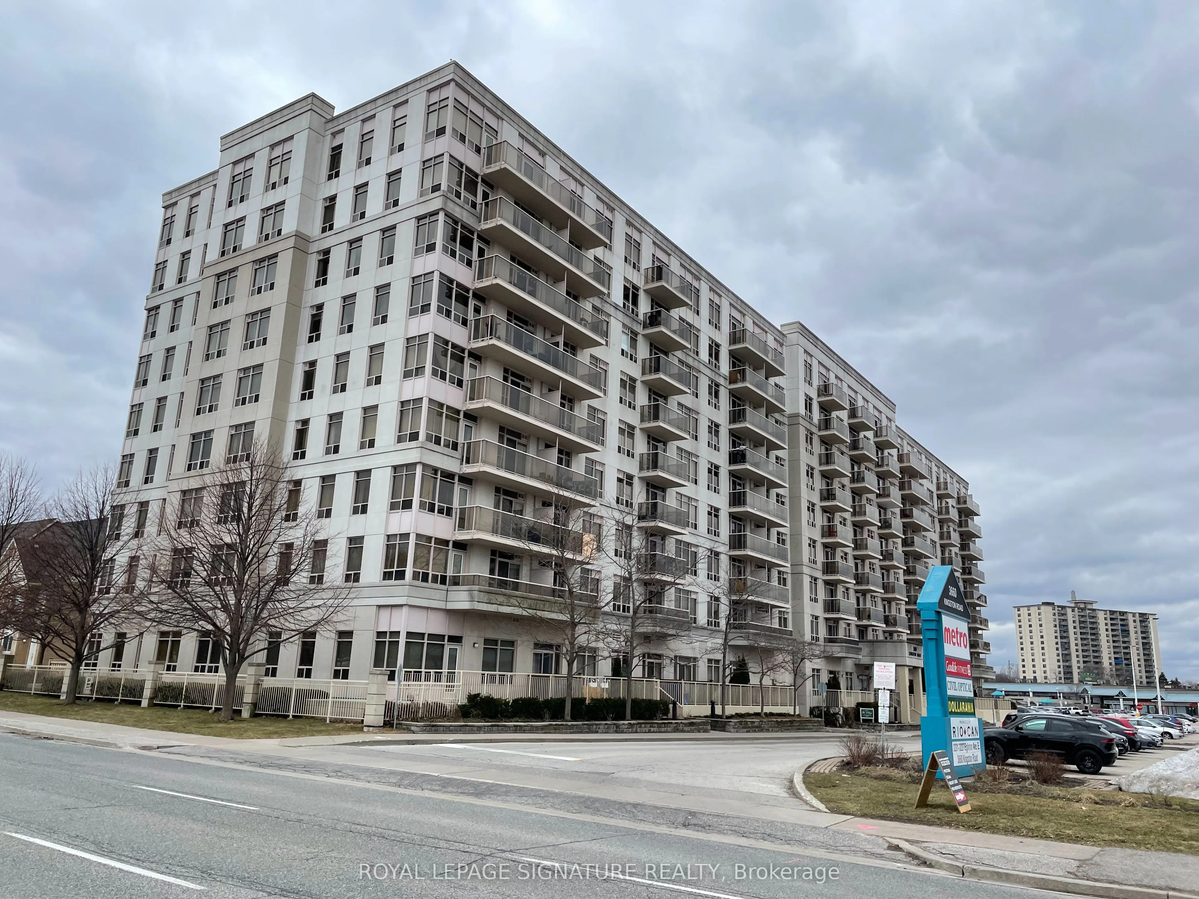 Condo Apartment in Toronto