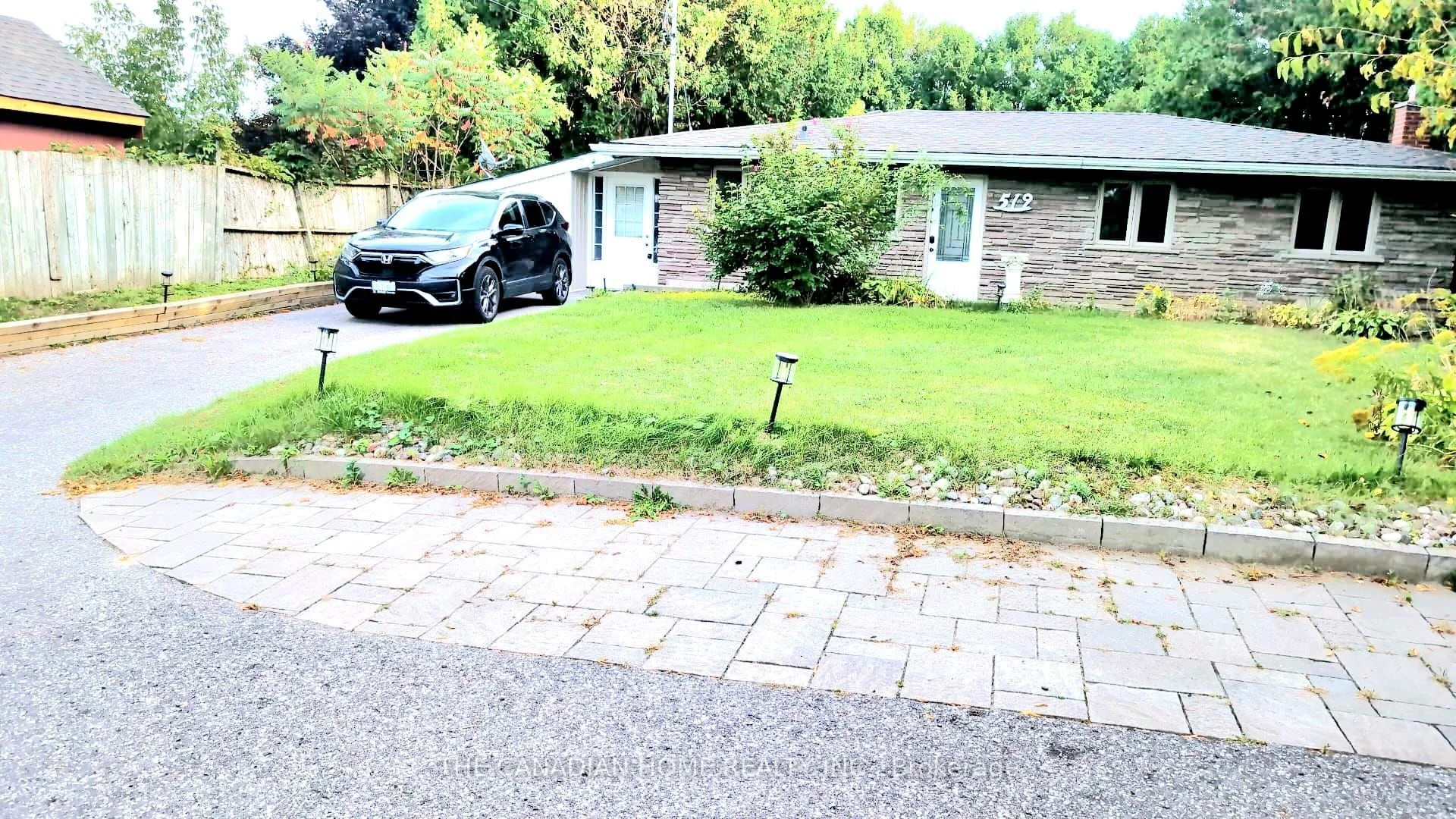 519 Rossland Road E Bsmt, Oshawa, On L1g 2x4