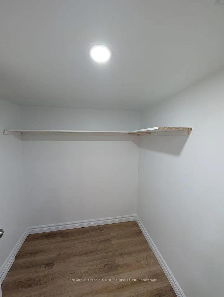 3 Tiller Street Bsmt, Ajax, ON L1Z 1X9