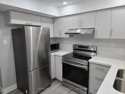 27 Trumpeter Street Bsmt, Toronto E11, On M1b 6j5
