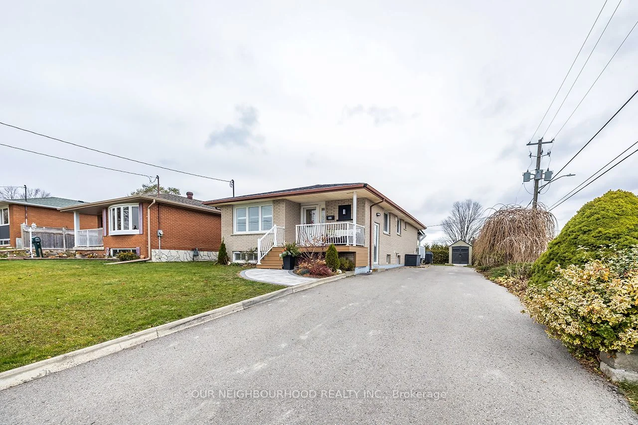 Detached in Oshawa