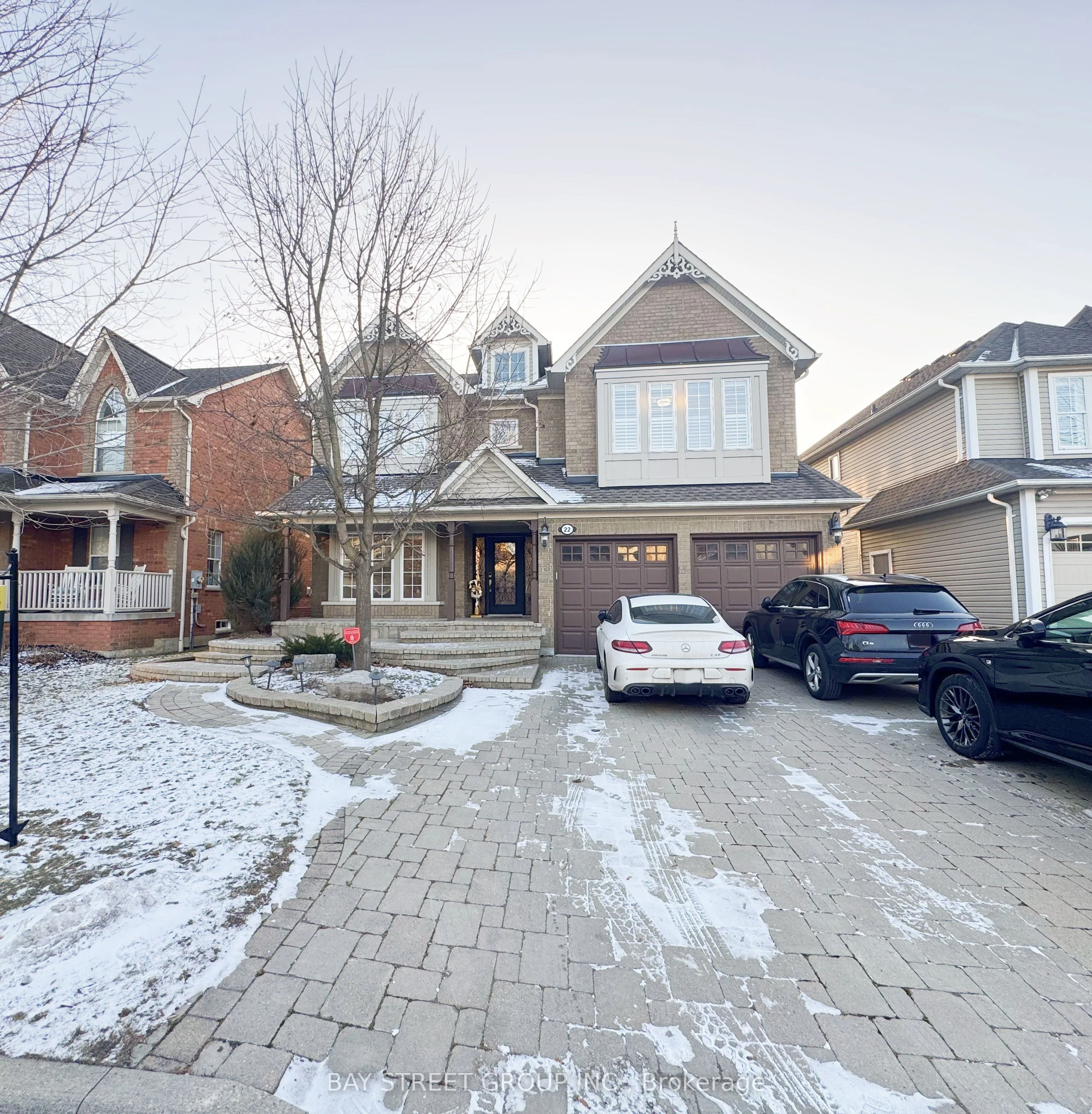 Detached in Whitby