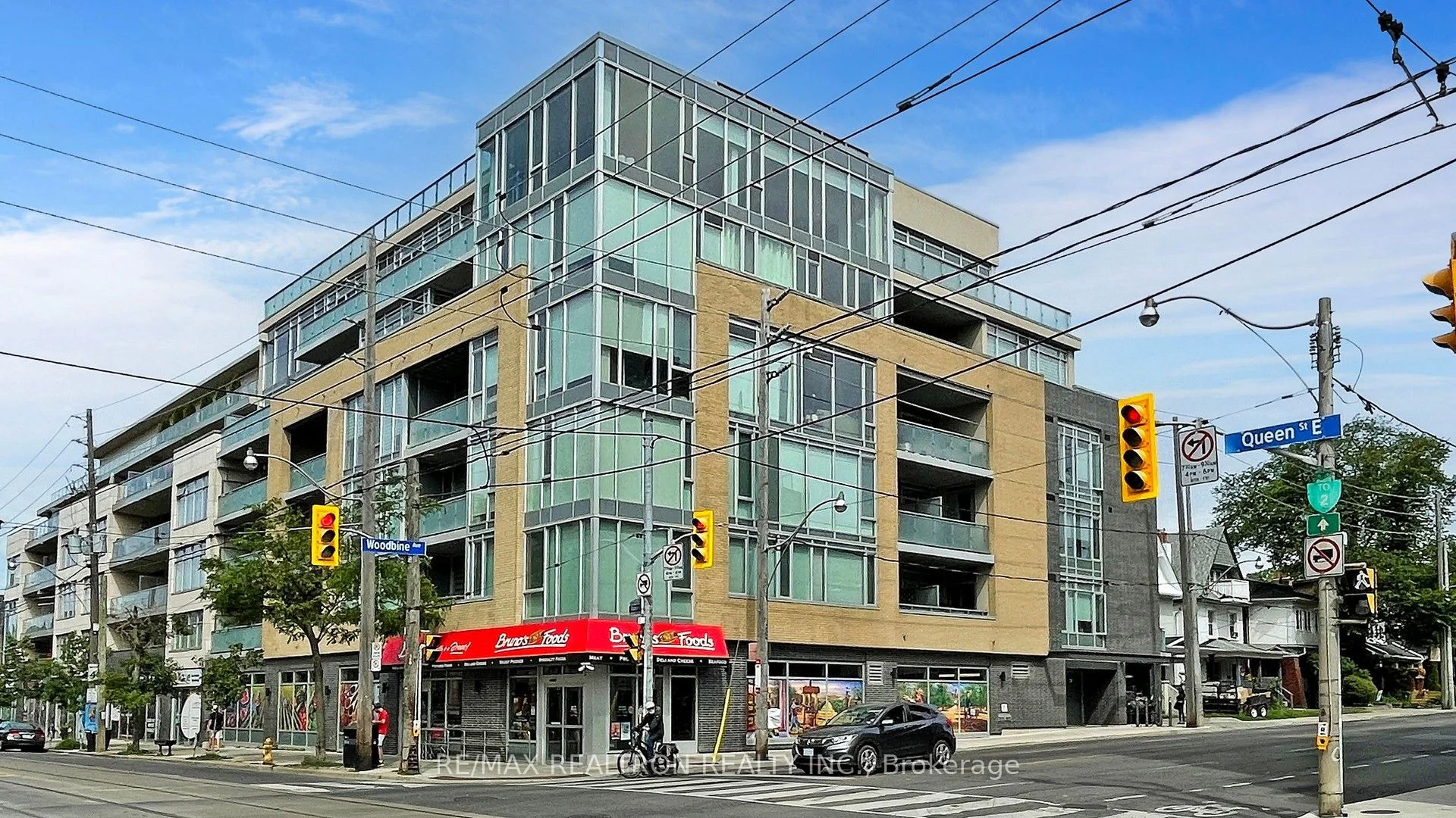 200 Woodbine Avenue 504, Toronto E02, On M4l 3p2