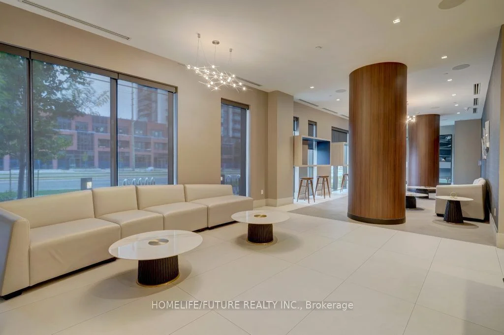 2550 Simcoe Street N 1912, Oshawa, ON L1L 0R5