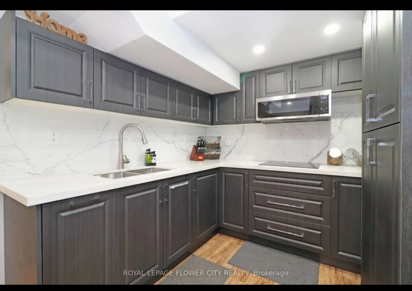 Detached in Oshawa