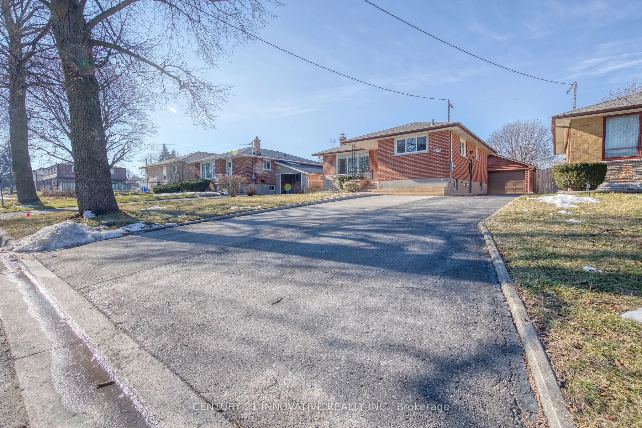 Detached in Oshawa