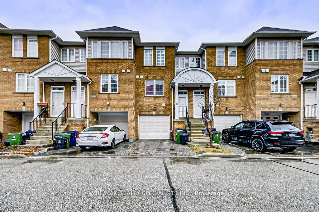 Condo Townhouse in Toronto