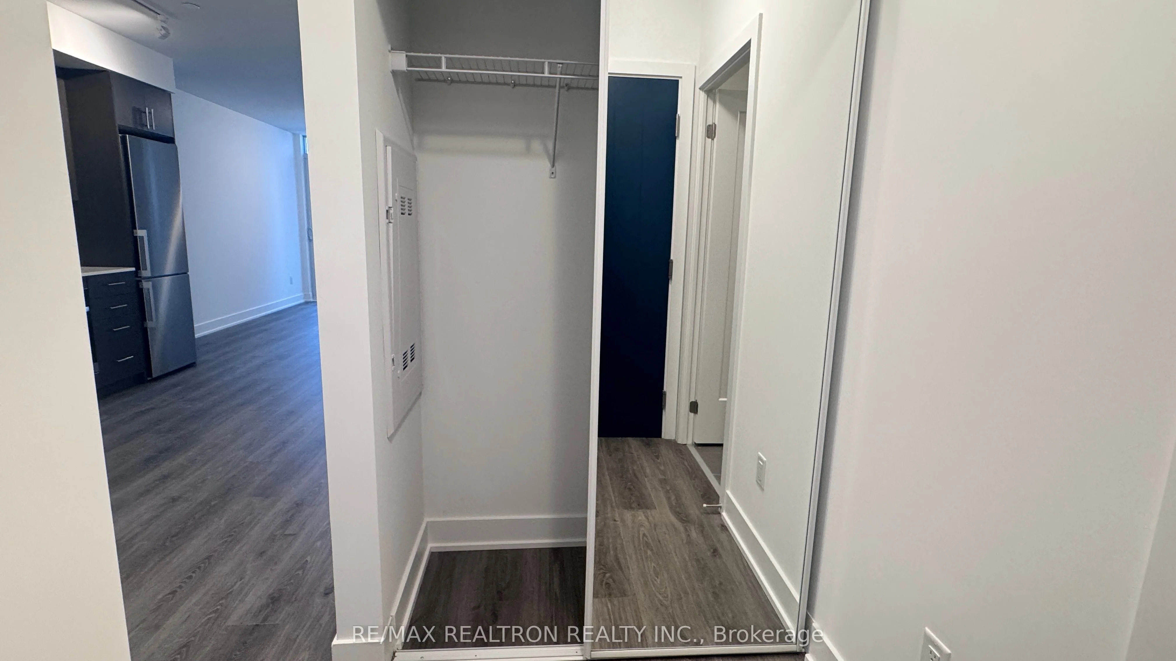 2545 Simcoe Street N 913, Oshawa, ON L1L 0W3