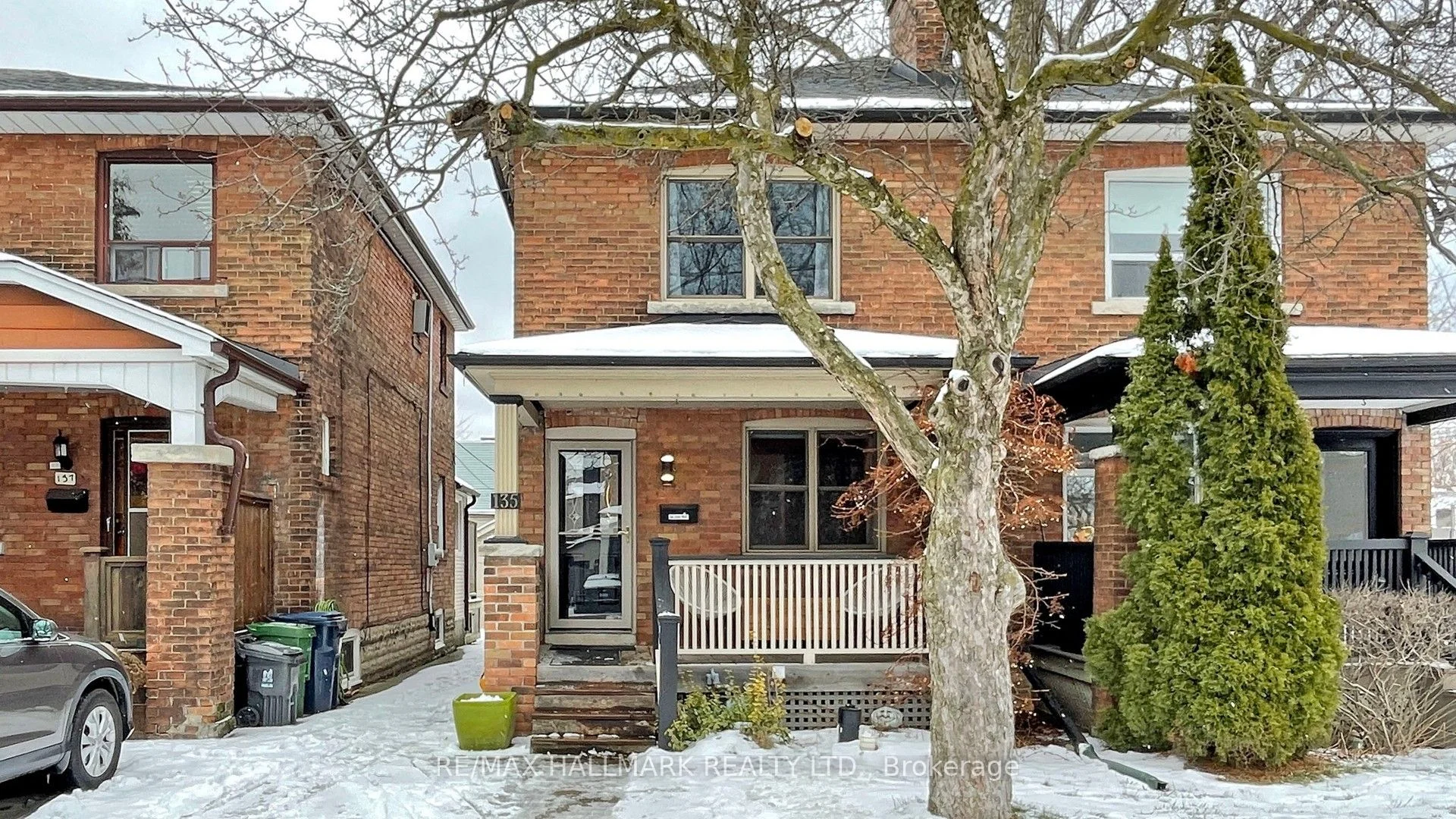 135 Woodycrest Avenue, Toronto E03, On M4j 3b7