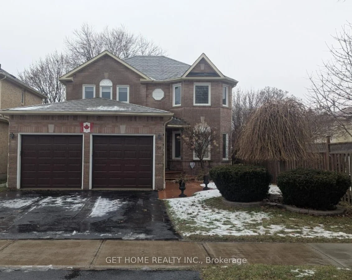 Detached in Whitby