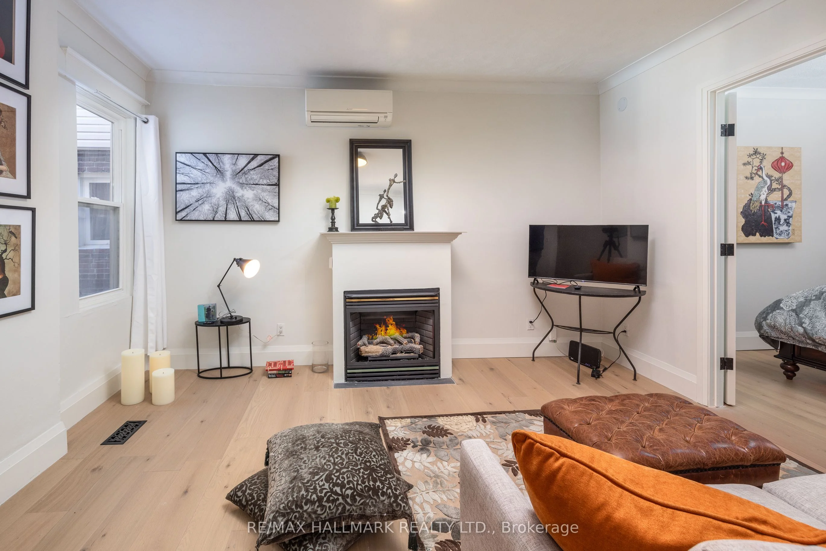 Duplex in Toronto