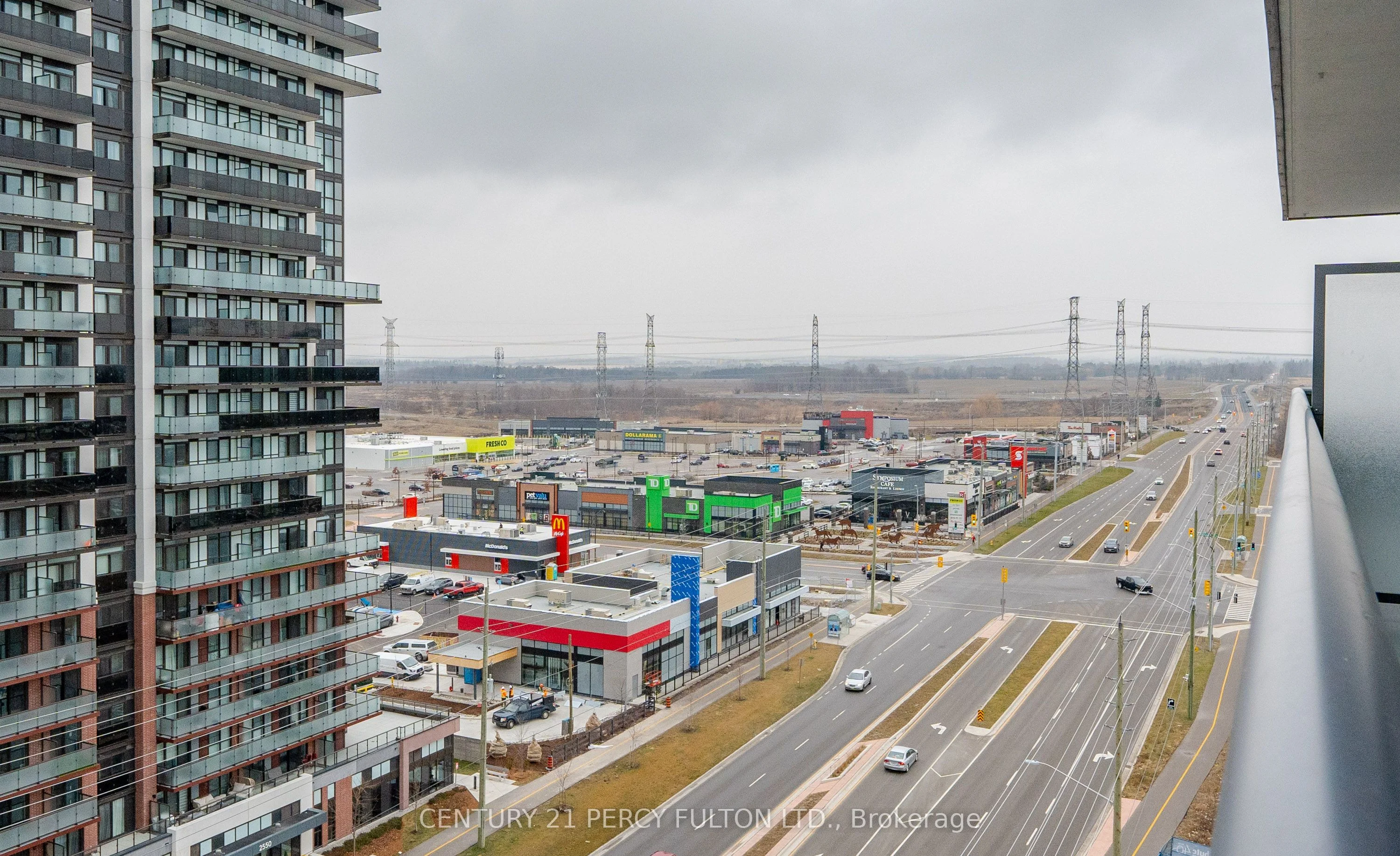 2545 Simcoe Street N 1114, Oshawa, ON L1H 7K4