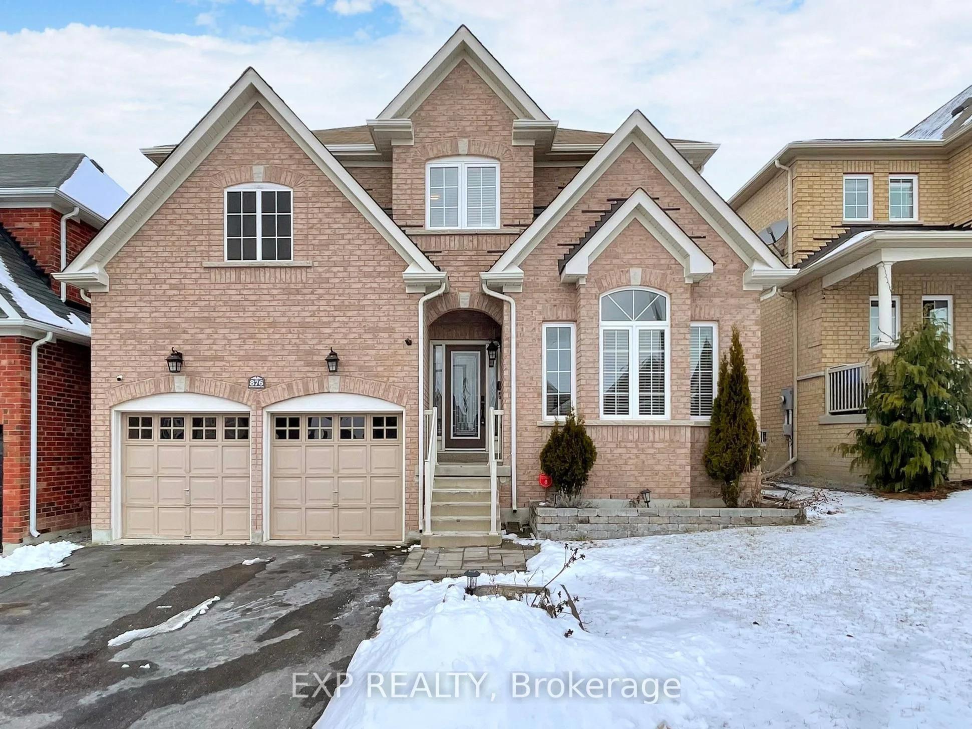 Detached in Oshawa