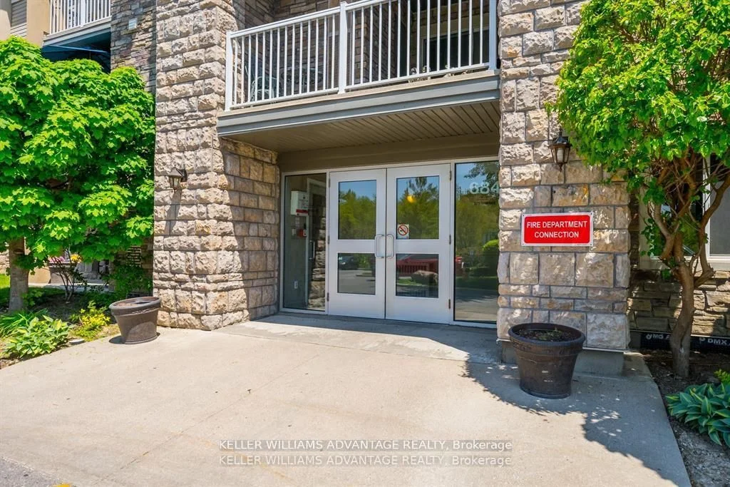 684 Warden Avenue 305, Toronto E04, ON M1L 4W4