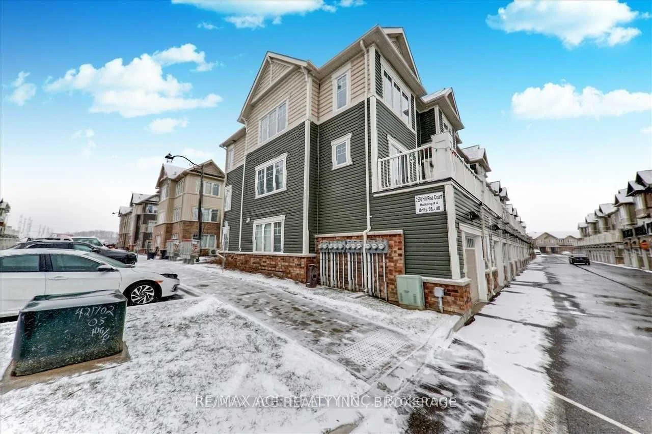 2500 Hill Rise Court N 44, Oshawa, On L1l 0m6