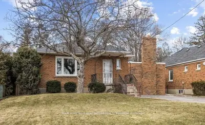 84 Taunton Road W 2, Oshawa, On L1g 3t2