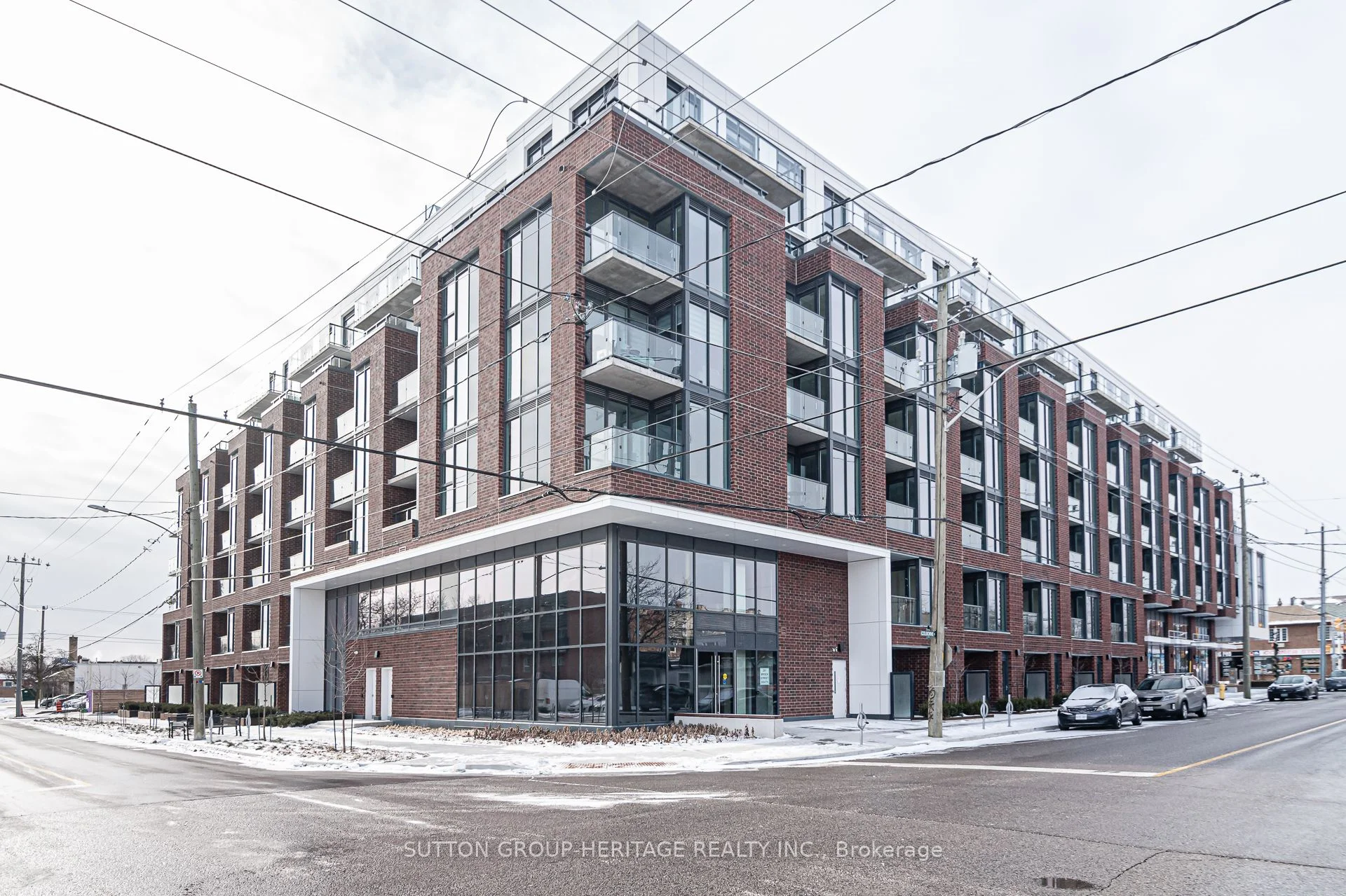 Condo Apartment in Whitby