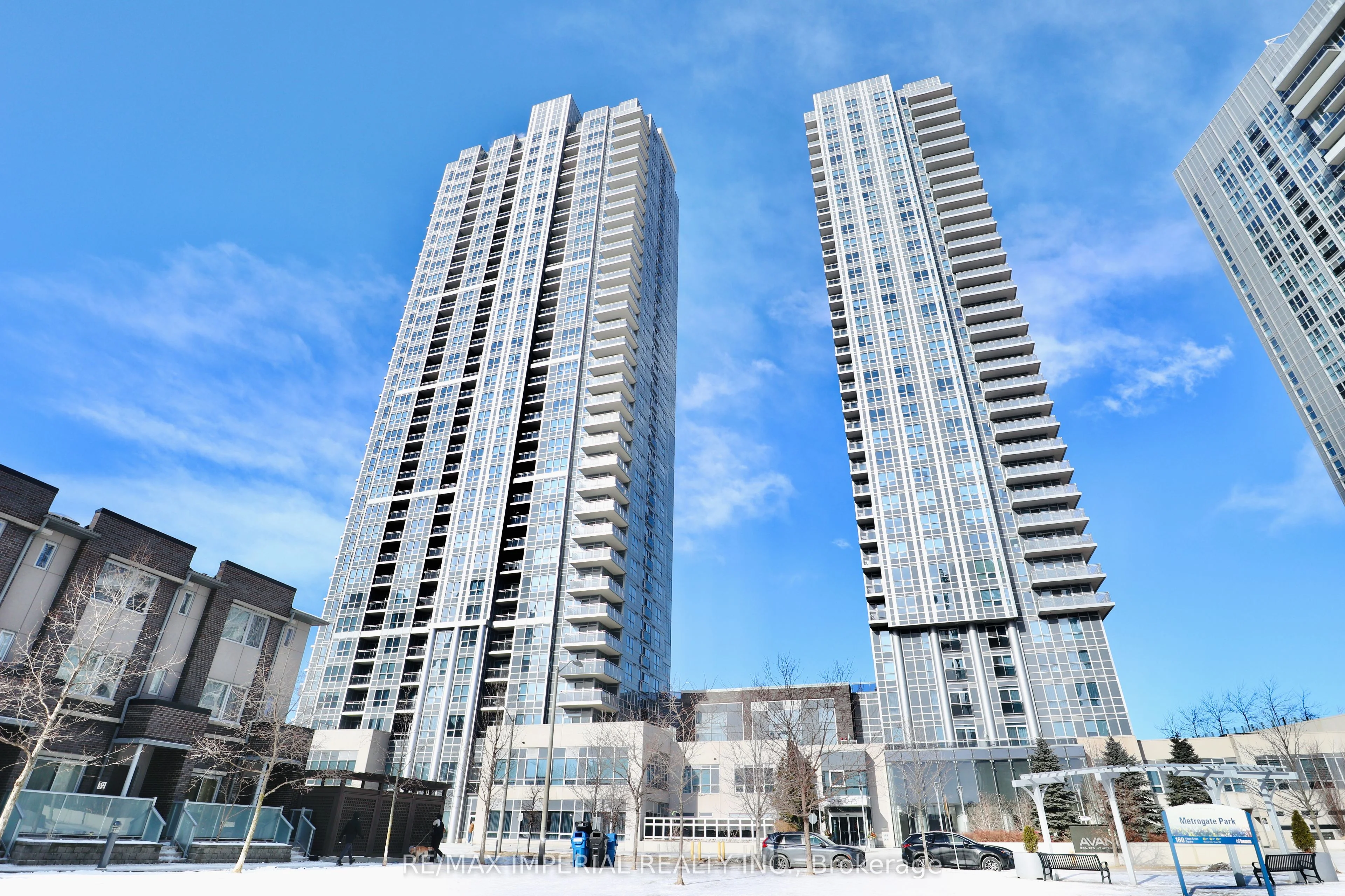 Condo Apartment in Toronto