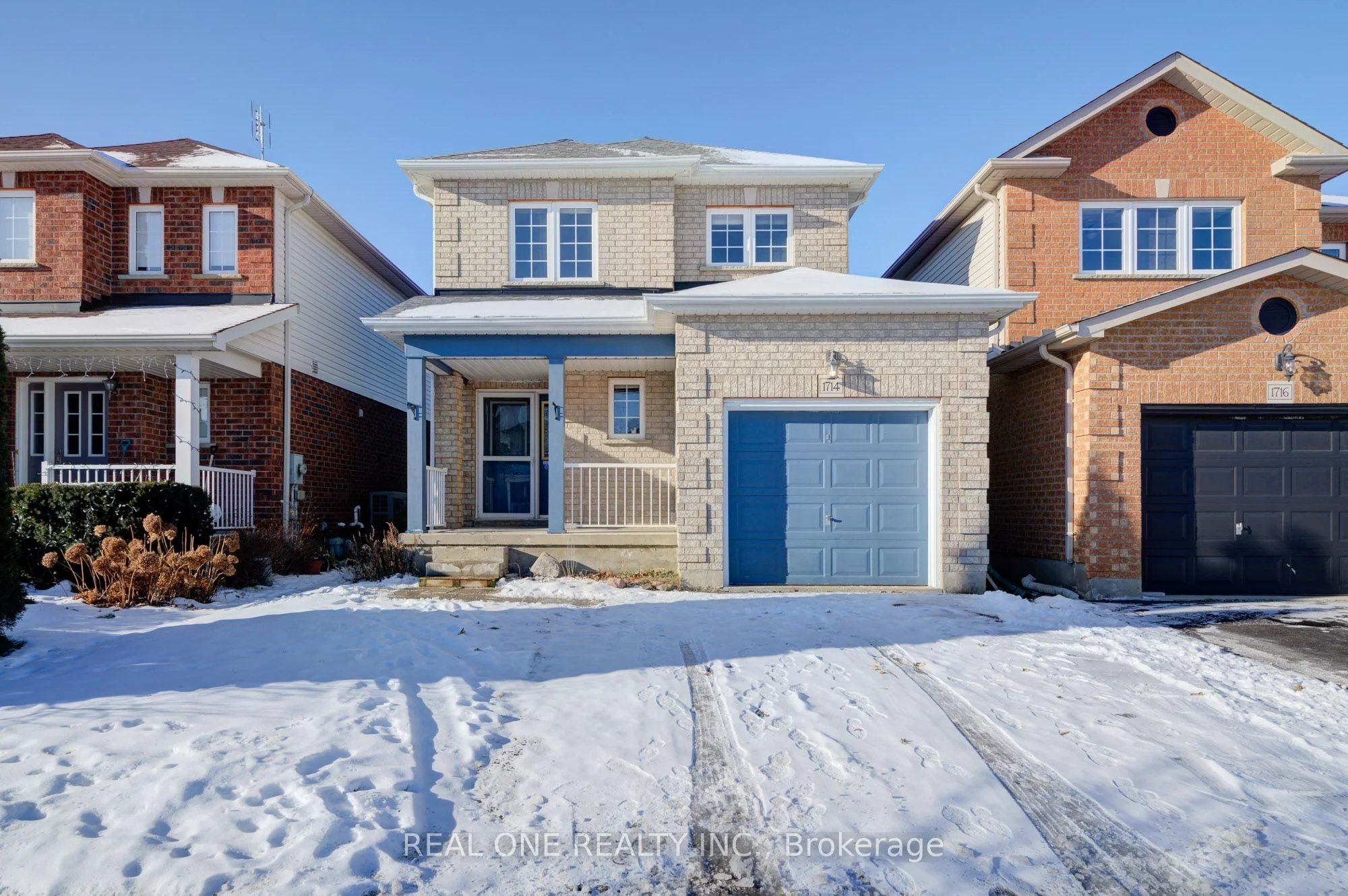 Detached in Oshawa