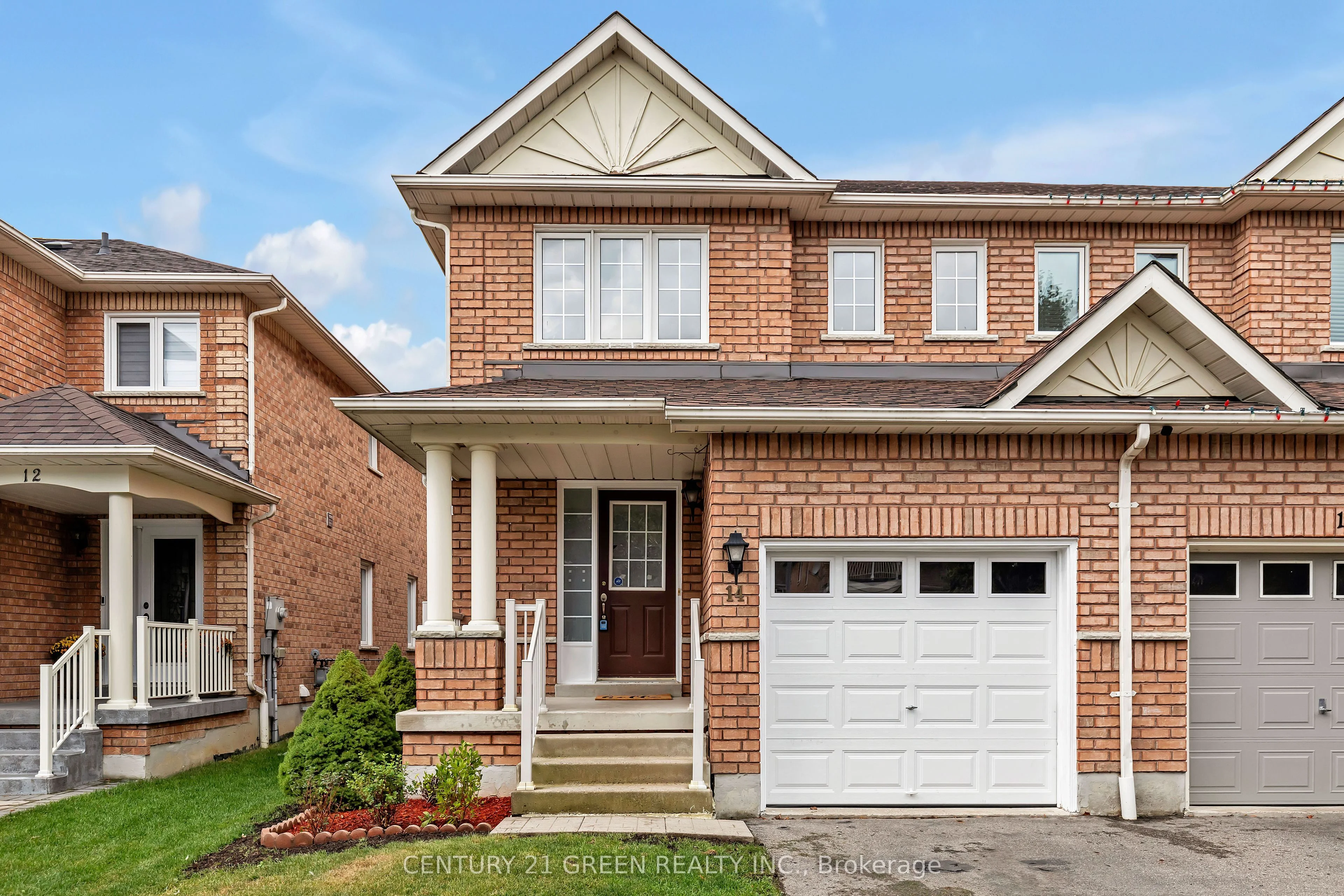 Semi-Detached in Whitby