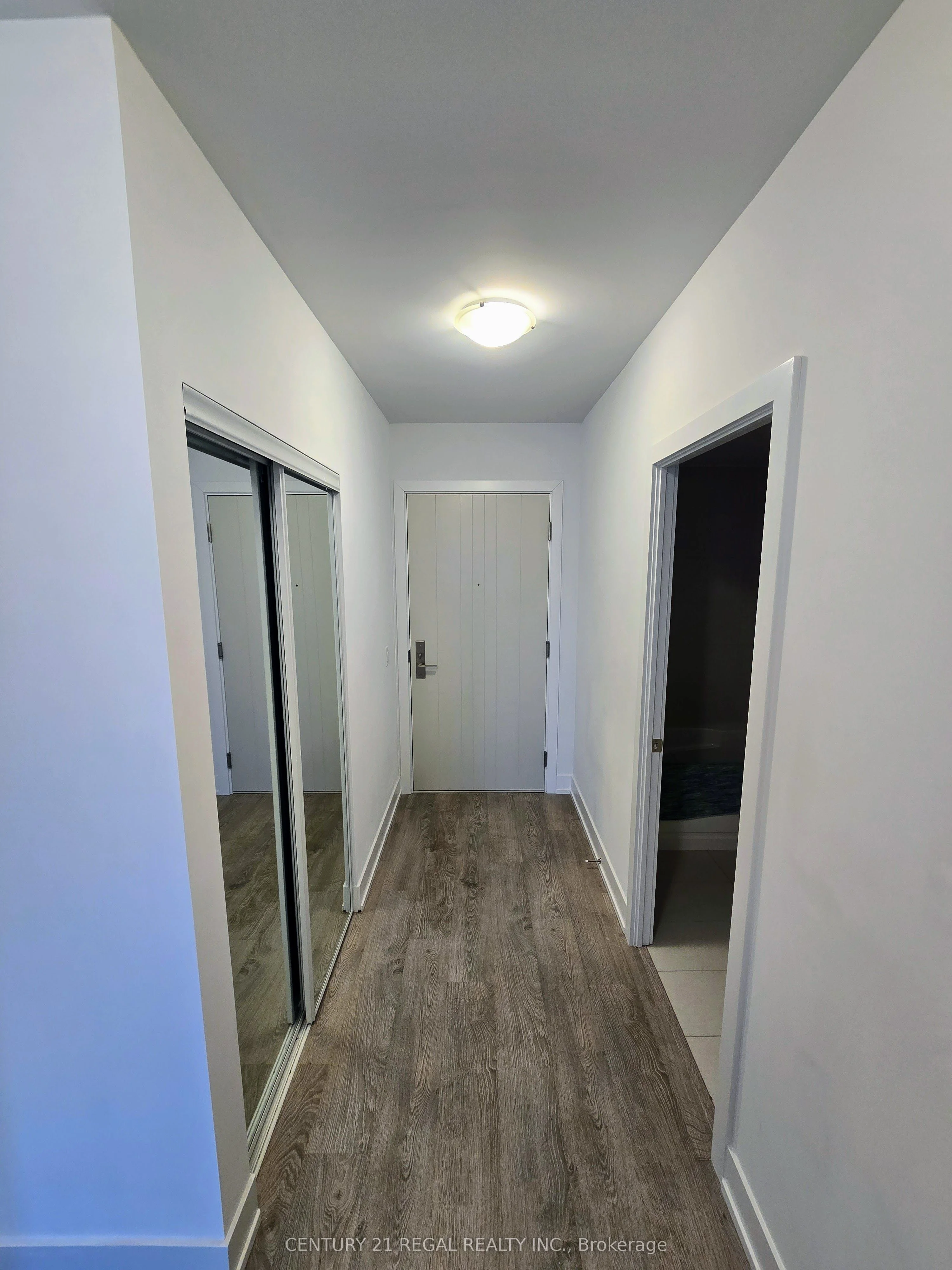 Condo Apartment in Oshawa