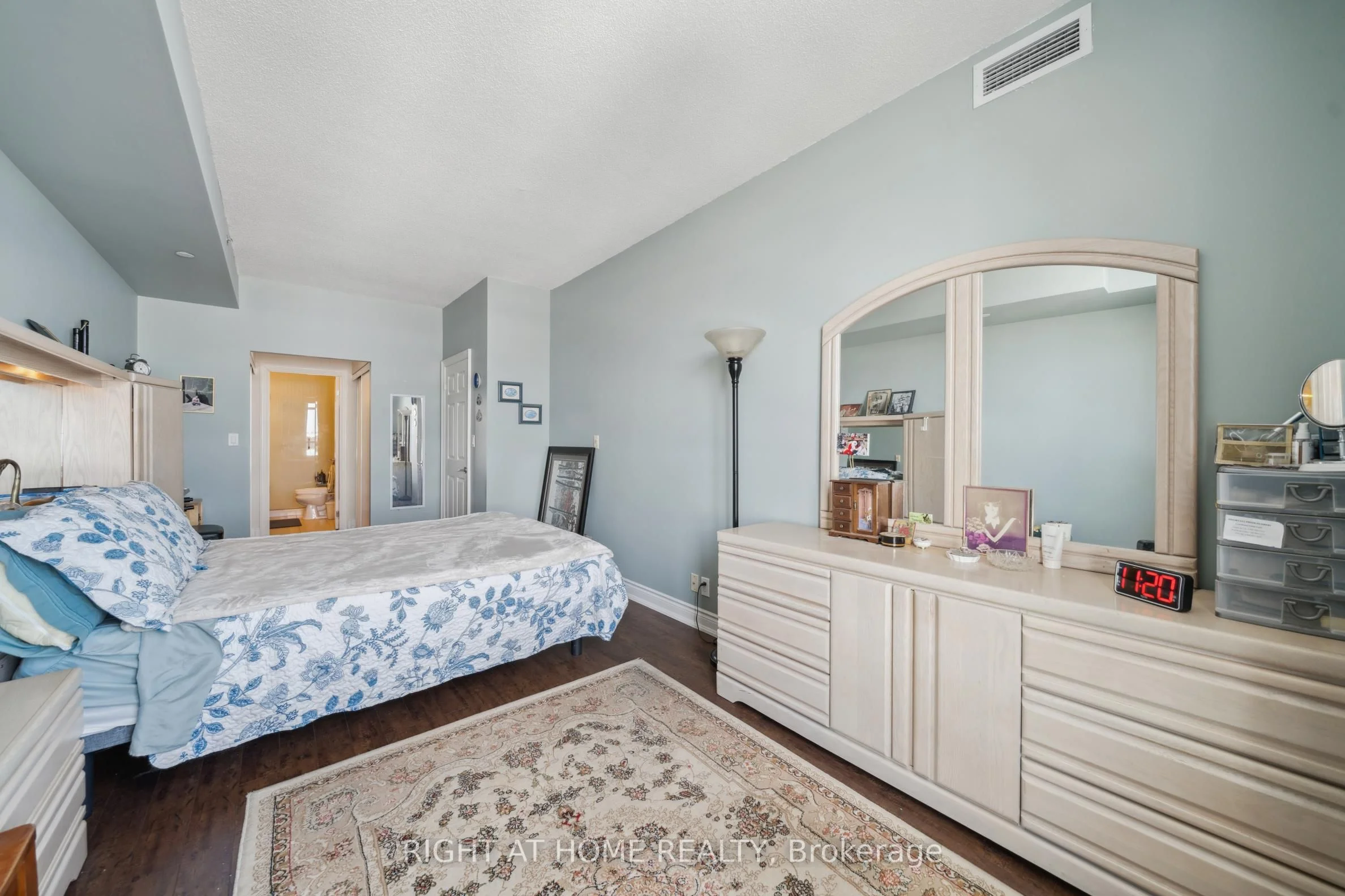 171 Shanly Street 508, Scugog, ON L9L 1J2